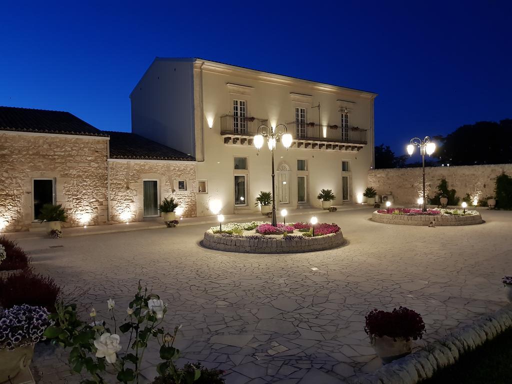 Casale 1821 Hotel Ragusa Buitenkant foto